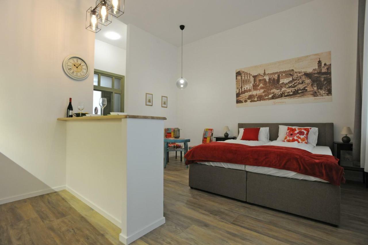 M37 Apartman 데브레첸 외부 사진